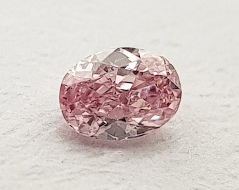 0.05 ct - Oval - natural fancy pink diamond