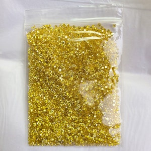 Natural Loose Canary Vivid Yellow Diamond Melee 画像 4