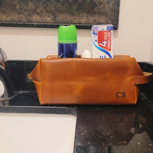 Cadeau fête des pères, trousse de voyage pour homme en cuir pleine fleur effet vieilli, sac en cuir personnalisé, petit ami/mari, cadeau fête des pères