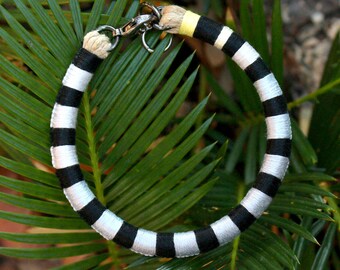 Banded sea krait patterned bracelet . sea snake jewelry for tropical herpetologist - Laticauda colubrina