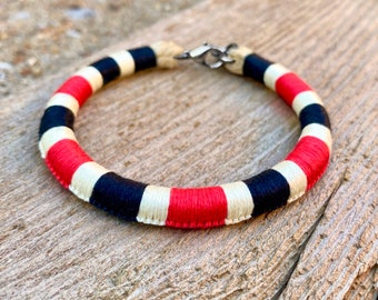 Sonoran Coral Snake patterned bracelet - Micruroides euryxanthus