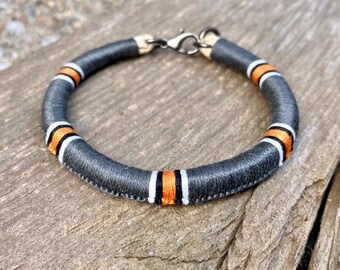 Bracelet à rayures grises et phase foncée à rayures grises - Lampropeltis alterna (blairi)