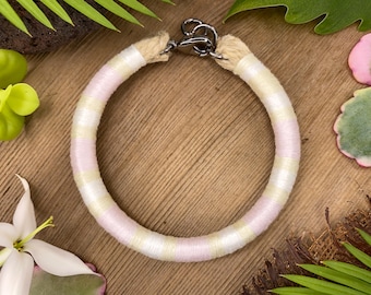 Snow Honduran milk snake patterned bracelet . jewelry for snake keeper . snow milk snake bracelet . Lampropeltis triangulum hondurensis