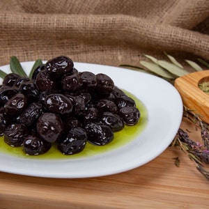 Organic , Natural ,Black Olive ,Fresh foods,Mediterranean snacks,Turkish cuisine,Olives snacks,Appetizer,Tarama,Tapas,400 gr FREE SHIPPING image 4