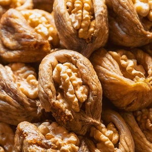 Organic Sun Dried Fig with Walnut: Turkish Aegean Snack (250 gr)