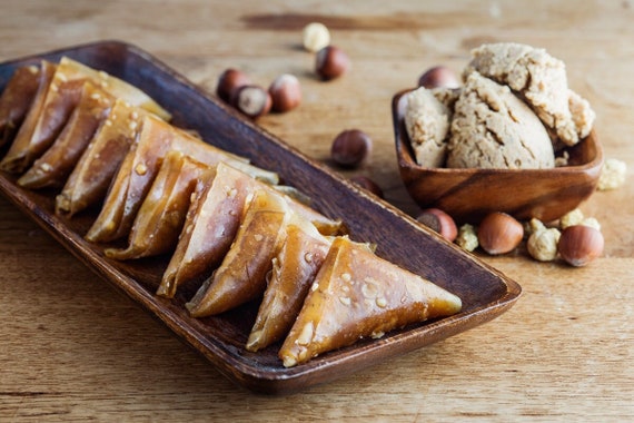 Organic Mulberry Pulp Filled Withturkish Hazelnut Paste,muska