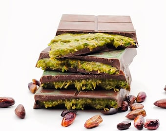 Dubai Pistachio Kunafa Chocolate Bar - Viral Dubai Chocolate