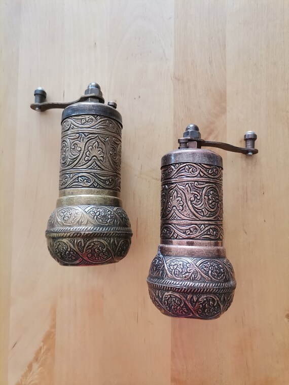 Antique spice grinder 2025