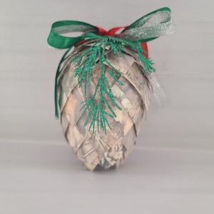 Woodland Pine Cone Ornament