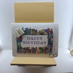 Feliz Aniversário - Tema Biblioteca