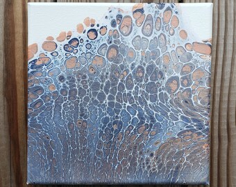 Pintura abstracta blanca, rosa y azul