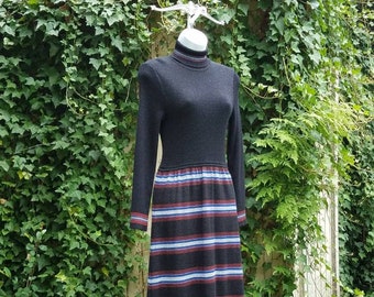 1970s ribbed knit maxi dress by Cyn Les