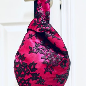 Japanische Knotentasche, Satinspitze Handtasche, Party Wrist Bag, Crepe Abendtasche, Brauttasche, minimalistischer Stil, Frauengeschenk, trendige Tasche, Damentasche