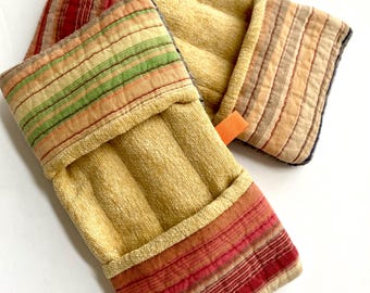 Quilted Mini Pot Holder, Stripy Oven Mitt with Finger Pocket