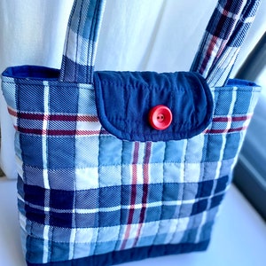 Sac fourre-tout matelassé à carreaux, sac à bandoulière bleu rembourré doux, fourre-tout fait main, poche zippée à l'intérieur, cadeau d'anniversaire, cadeau de Noël, cadeau cousu main