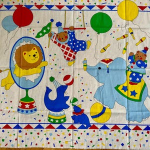 Vintage Circus Print Cotton Fabric Panel: Princess Fabrics (35&quot; x 46&quot;)
