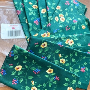 Vintage Longaberger Green floral Cotton Napkins, Dinner Napkins Set of 11, vintage lover gift, housewarming gift,