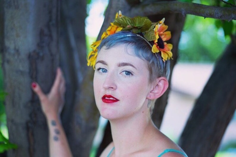 Sunflower Summer Faunfawn costumehorns