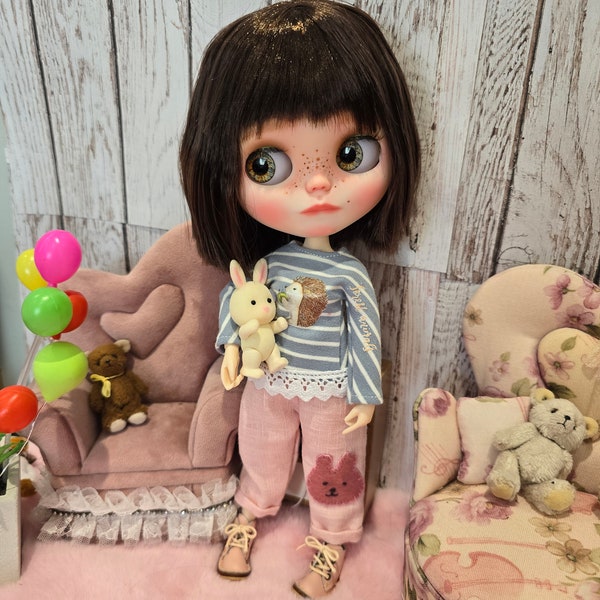 Ooak blythe doll