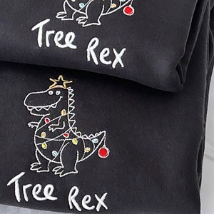 ツリーレックス - クリスマスジャンパー - 刺繍入りセーター - かわいいクリスマスセーター - 恐竜