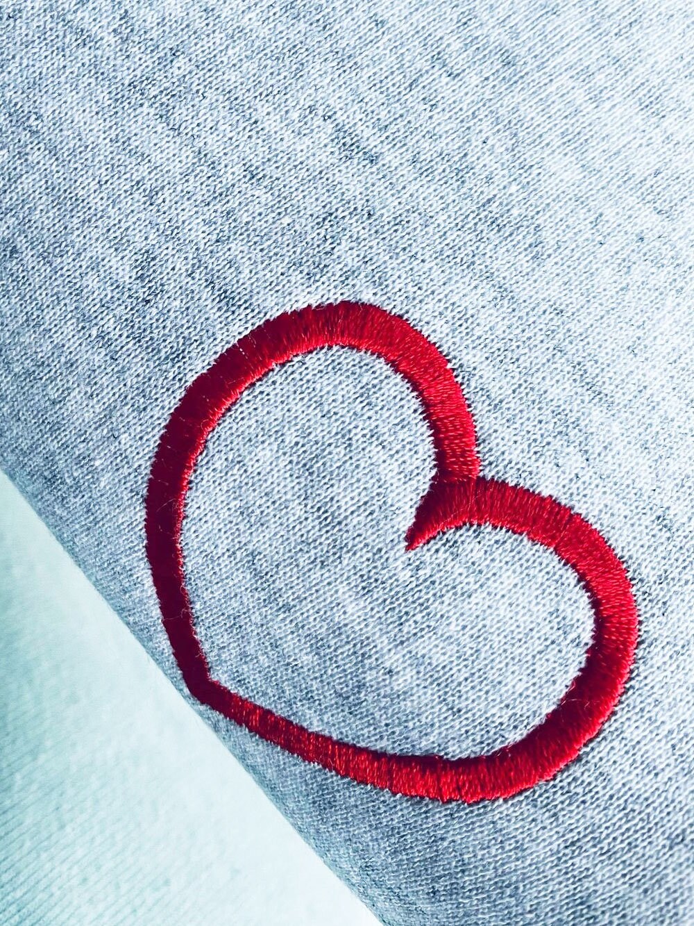 [GRAVER]★HEART BOARD EMBROIDERY SWEATSHIRT Screenshot2024-01-19at7.42.