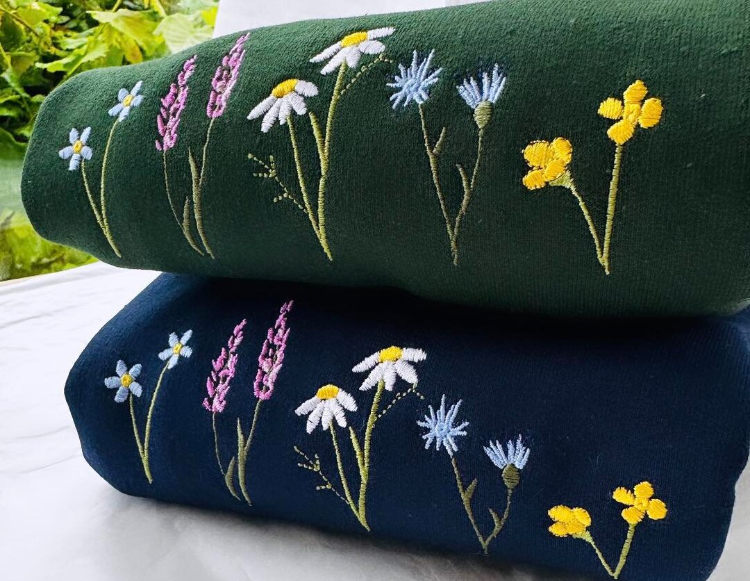 Floral Embroidered Sweatshirt