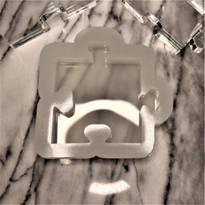 Deep Puzzle Piece Silicone Mold Shiny / Standing Puzzle Piece Silicone Mold / .75&quot; Thick Puzzle Piece Mold