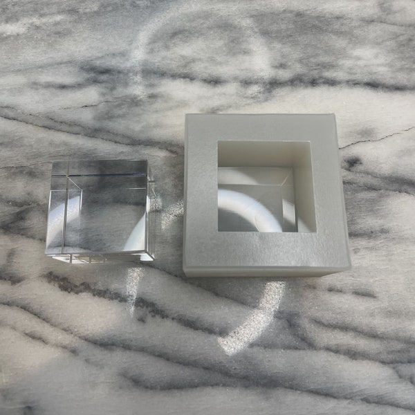 Deep Square Silicone Mold Shiny 1.5"X1.5"X1.5" / Flower Preservation Cube