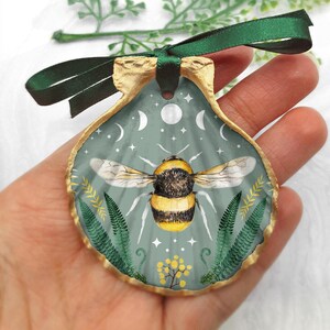 Bee Hanging Decoration - Bumblebee ornament - sage home decor - cottagecore ornament - bee lover gift - Bee keepsake - Cottagecore home