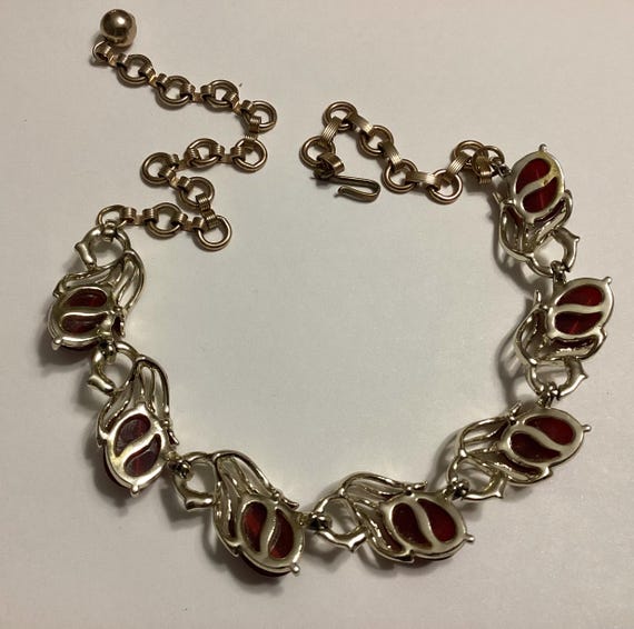 1940’s LISNER Signed Ruby Red Lucite Moonglow Cab… - image 8