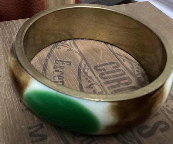 1970’s Chunky Bakelite Operculum Pattern Brass Ba… - image 4