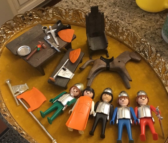 Playmobil Figurine Personnage Moyen Age Chevalier + Accessoires Modèle au  Choix