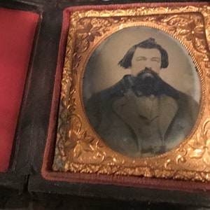 Civil War Soldier Ambrotype in Full Case - American History - 9th Plate - 1800’s