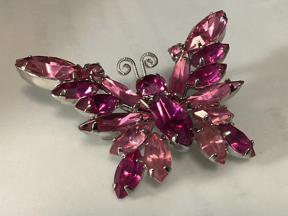 1960’s Fuchsia Pink Crystal Rhinestone Butterfly  Brooch