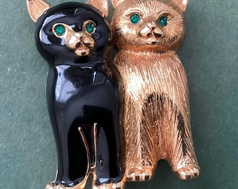 ラ・スカラ座の猫ブローチ、22カラットゴールドメッキスワロフスキー