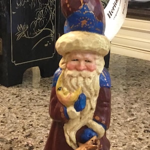 House of Hatten - Babbo Natale vintage - Figurina natalizia di arte popolare americana - Progettata da Kelley Stadelman - 1999