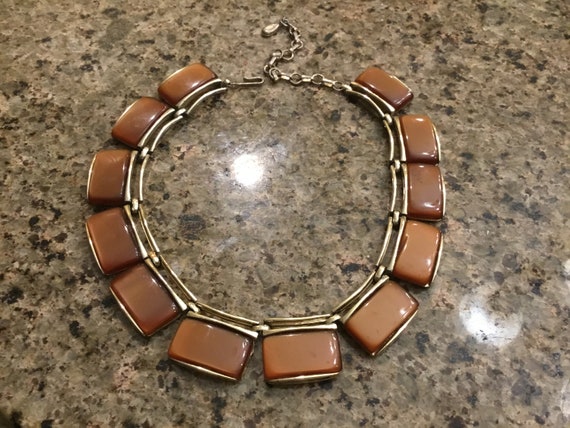 Mid Century Vintage Brown Lucite Lisner Choker Ne… - image 3