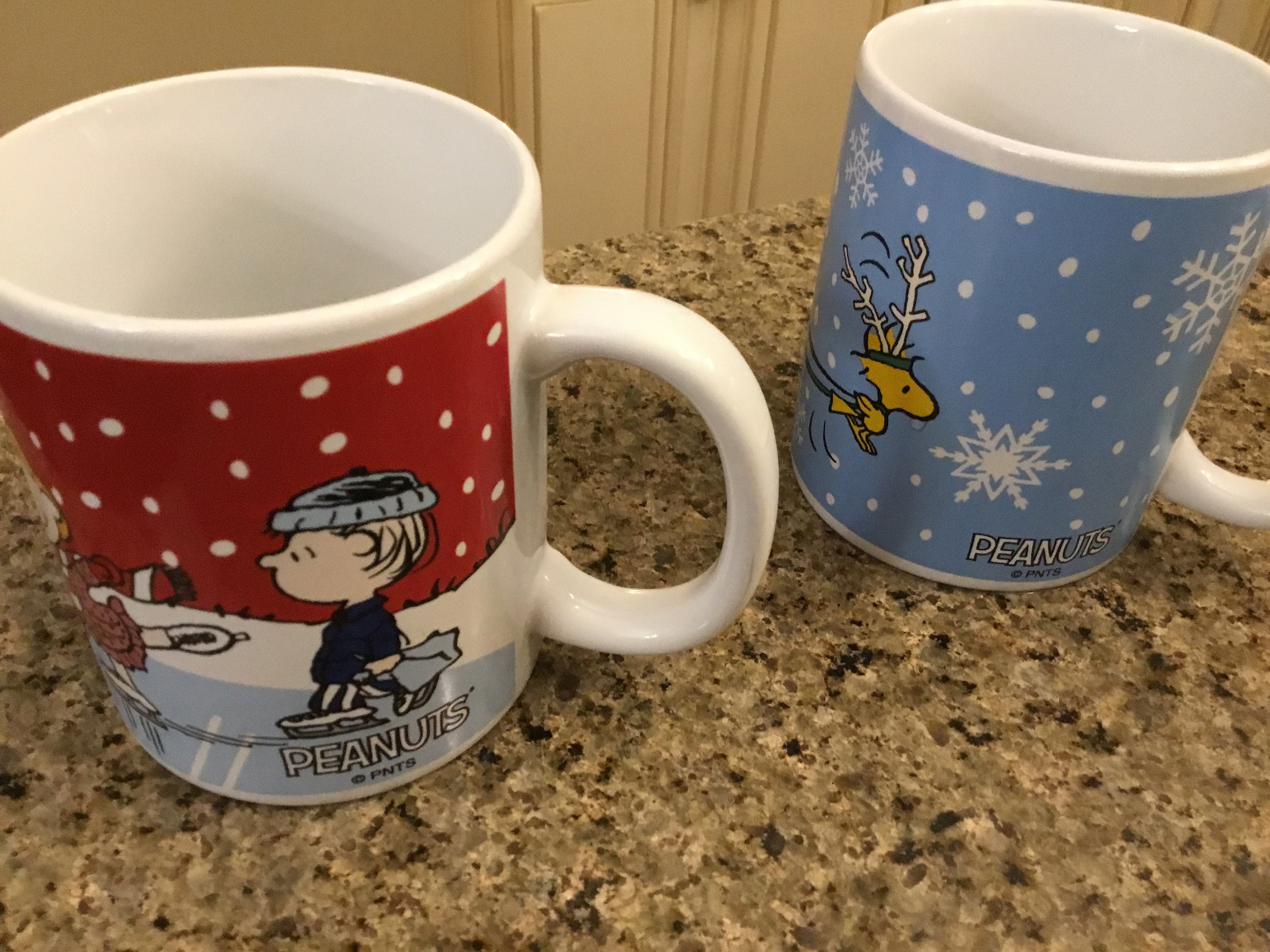 Vintage Peanuts Christmas Coffee Mugs from Galerie Charlie Etsy