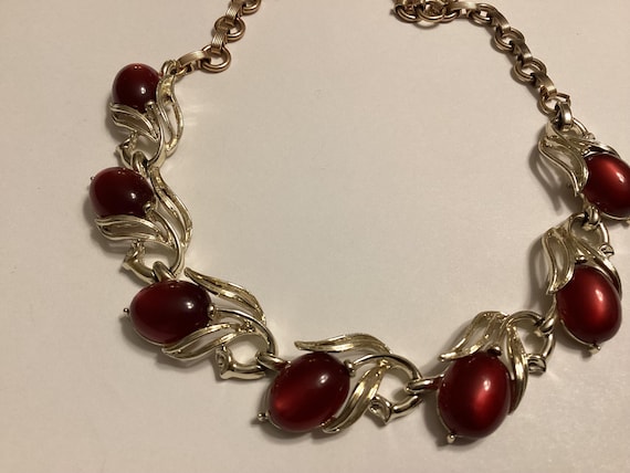 1940’s LISNER Signed Ruby Red Lucite Moonglow Cab… - image 3