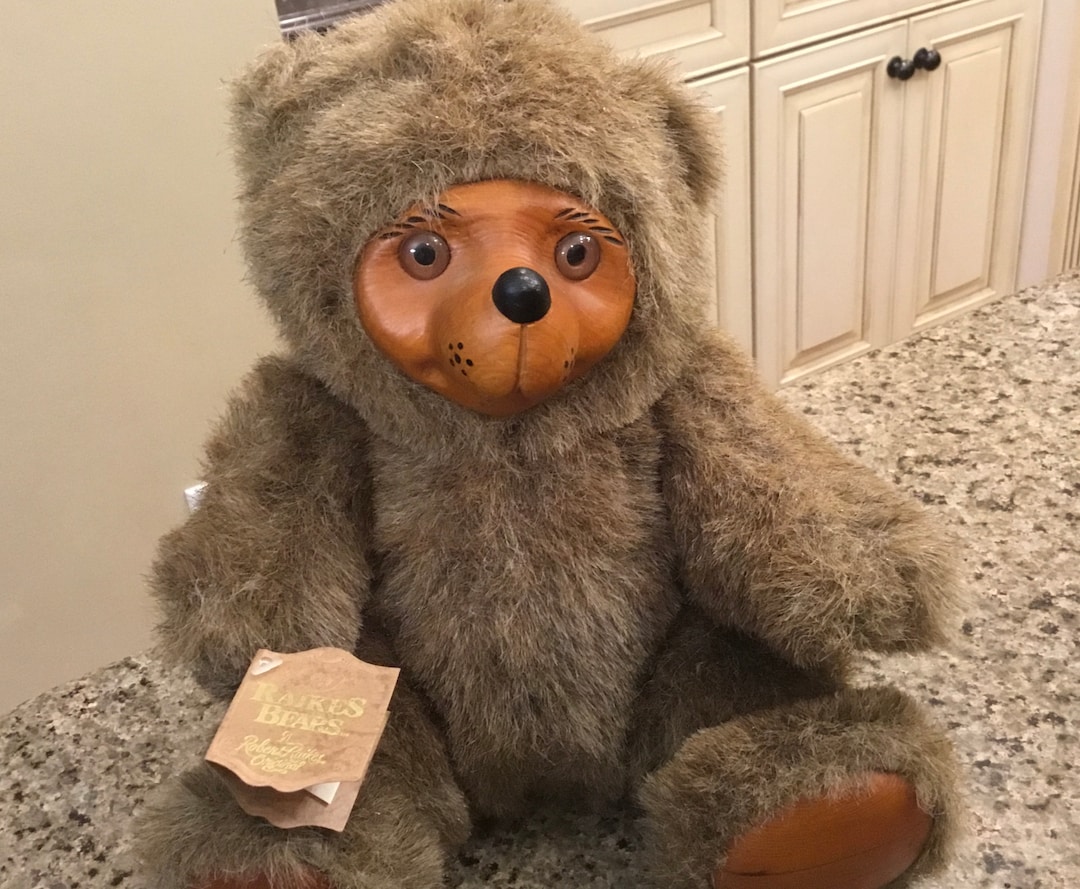 Collectible Vintage Robert Raikes Bear Original From Applause Hand
