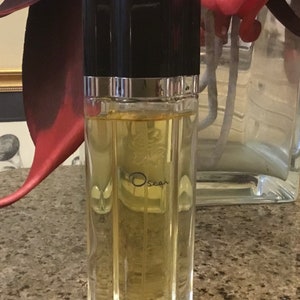 Oscar de la Renta - Oscar or Women 100 ml / 3,3 fl.oz EDT en vaporisateur