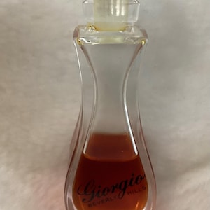 Giorgio Beverley Hills Pure Parfum - Rare Vintage from the 1980’s - 7 1/2 ml bottle - 50% Full