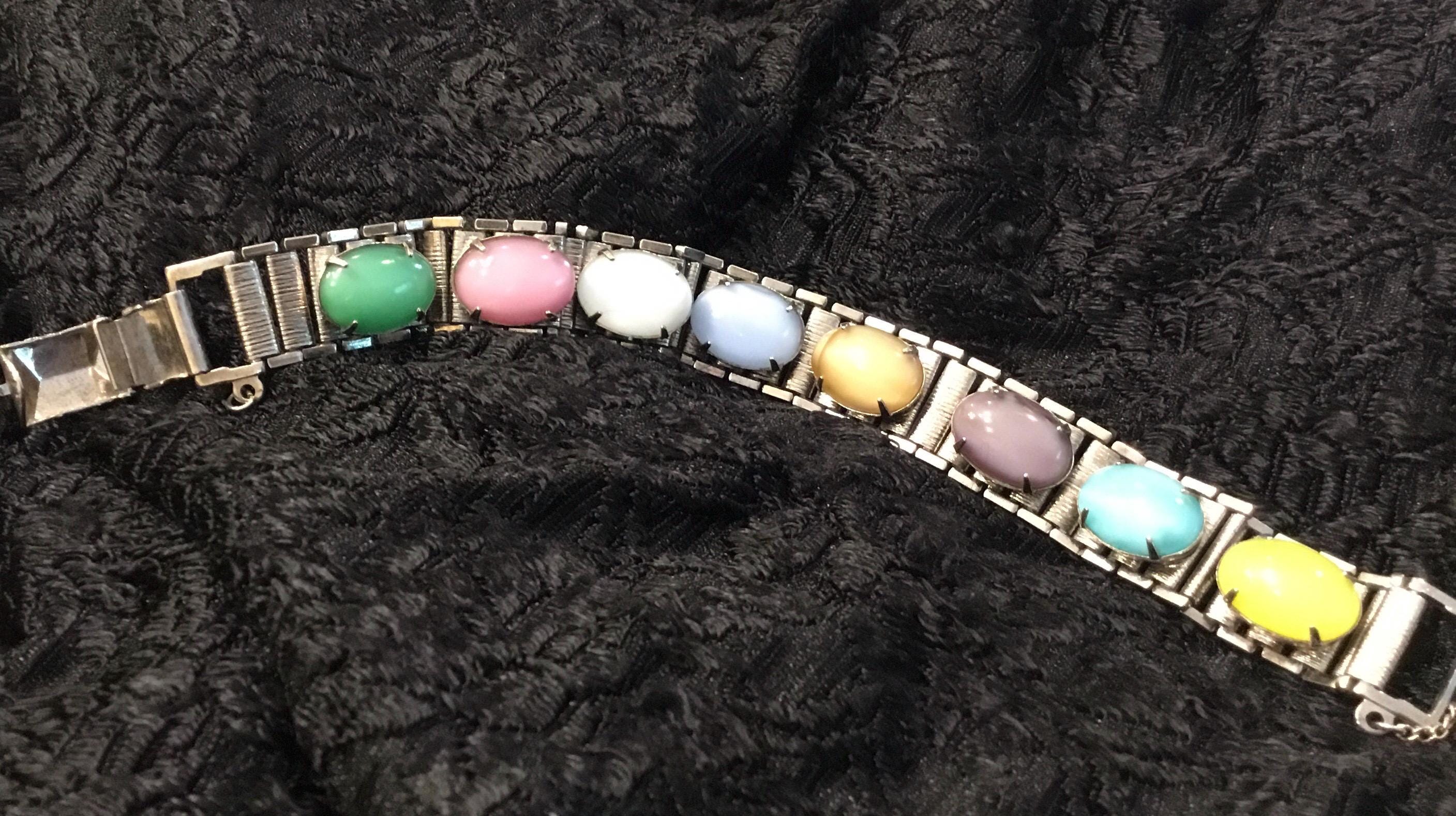 Vintage Sarah Coventry Multi Color Moon Glow Cabochon Stone Link Bracelet - Silver Tone - 1960’s