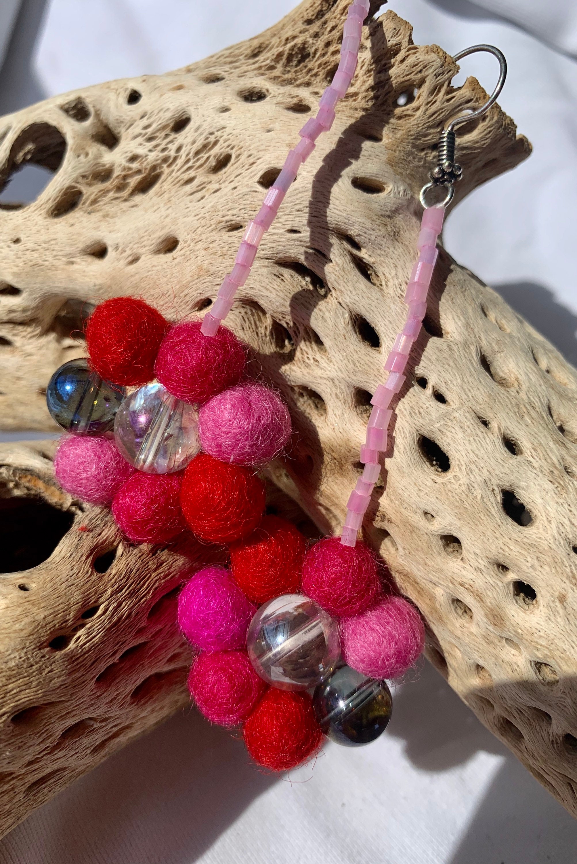 Wool felt bead earrings , Handmade jewelry, dangle, drop earrings Pink