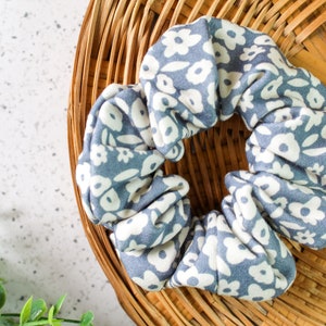 Blue Flower Field Organic Scrunchie / Organic Cotton Knit / Handmade Hair Accessory / Hair Tie / Soft Fabric / Organic Style