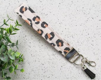 Cheetah Key Fob Wristlet / Fabric Key Fob / Gift for Her / Key Fob Wristlet / Lanyard / Car Keychain