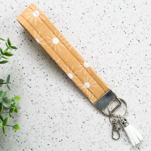 Pocketful of Sunshine Key Fob Wristlet / Fabric Key Fob / Gift for Her / Key Fob Wristlet / Lanyard / Car Keychain