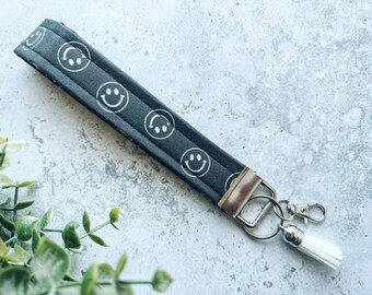 Chalkboard Smiley Key Fob Wristlet / Fabric Key Fob / Gift for Her / Lanyard / Car Keychain / Keychain Wristlet / Dorm Keychain / Smile