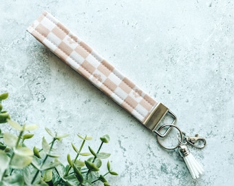Pink Checkerboard Floral Key Fob Wristlet / Fabric Key Fob / Gift for Her / Lanyard / Car Keychain / Keychain Wristlet / Dorm Keychain