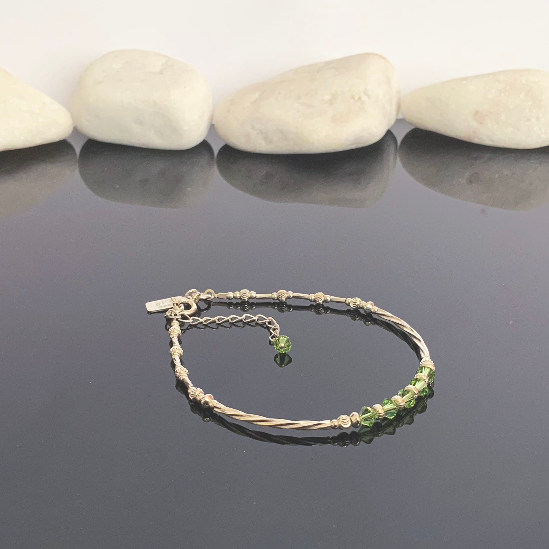 Pulsera Plata De Ley Con Piedra Natal De Agosto (Peridoto) - Regalo Para Mamá, Abuela, Mujer, Ajustable